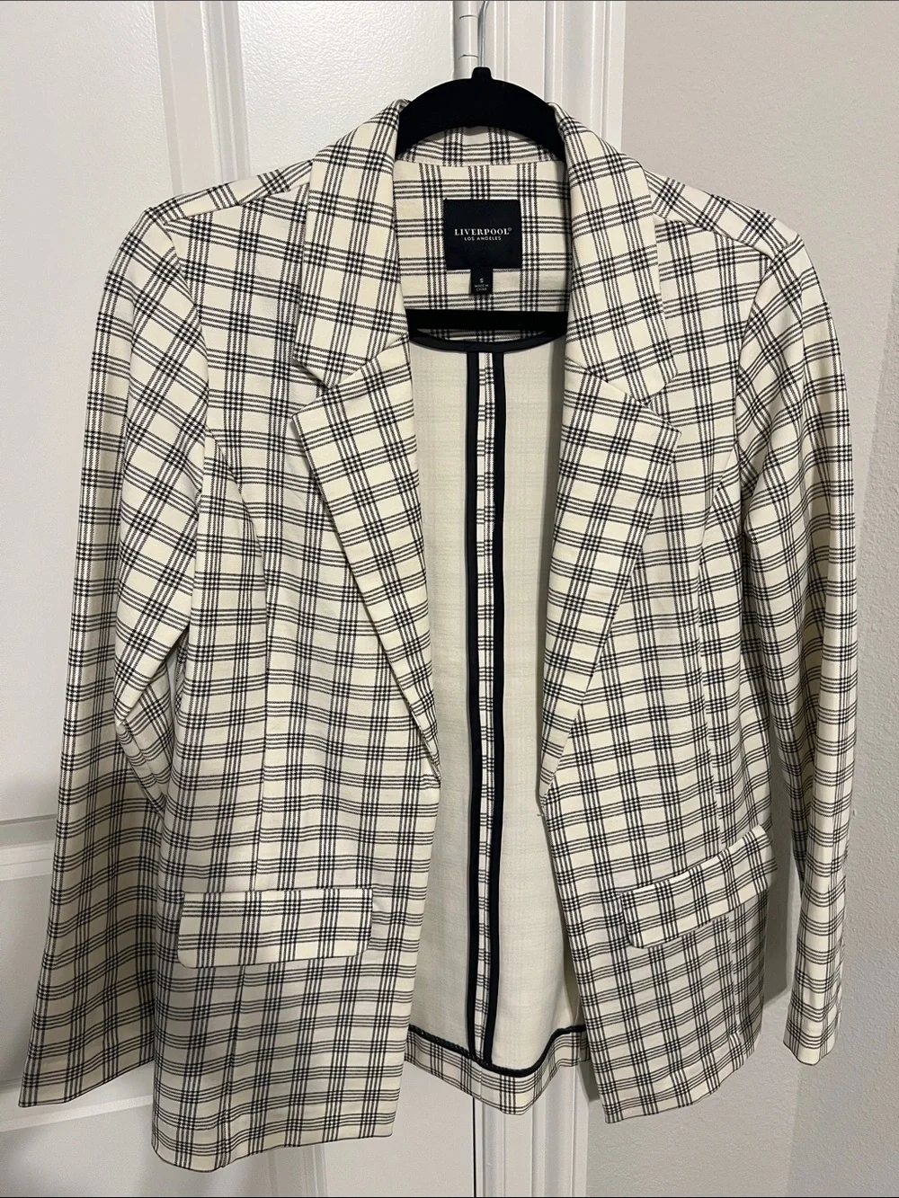 Liverpool Cream and Black Plaid Two-Piece Suit - Picture 2 of 6